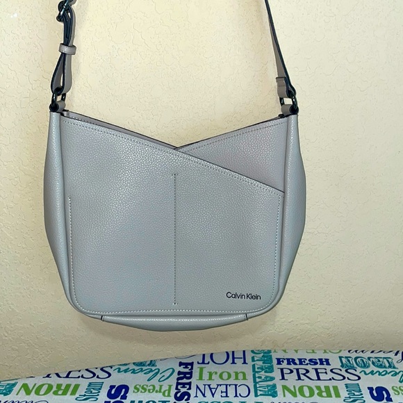 Calvin Klein Bags Calvin Klein Zoe Crossbody Gray Poshmark